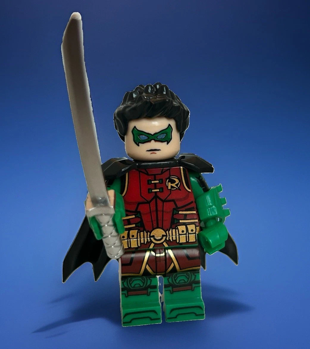0016 - Damian Wayne (Robin)
