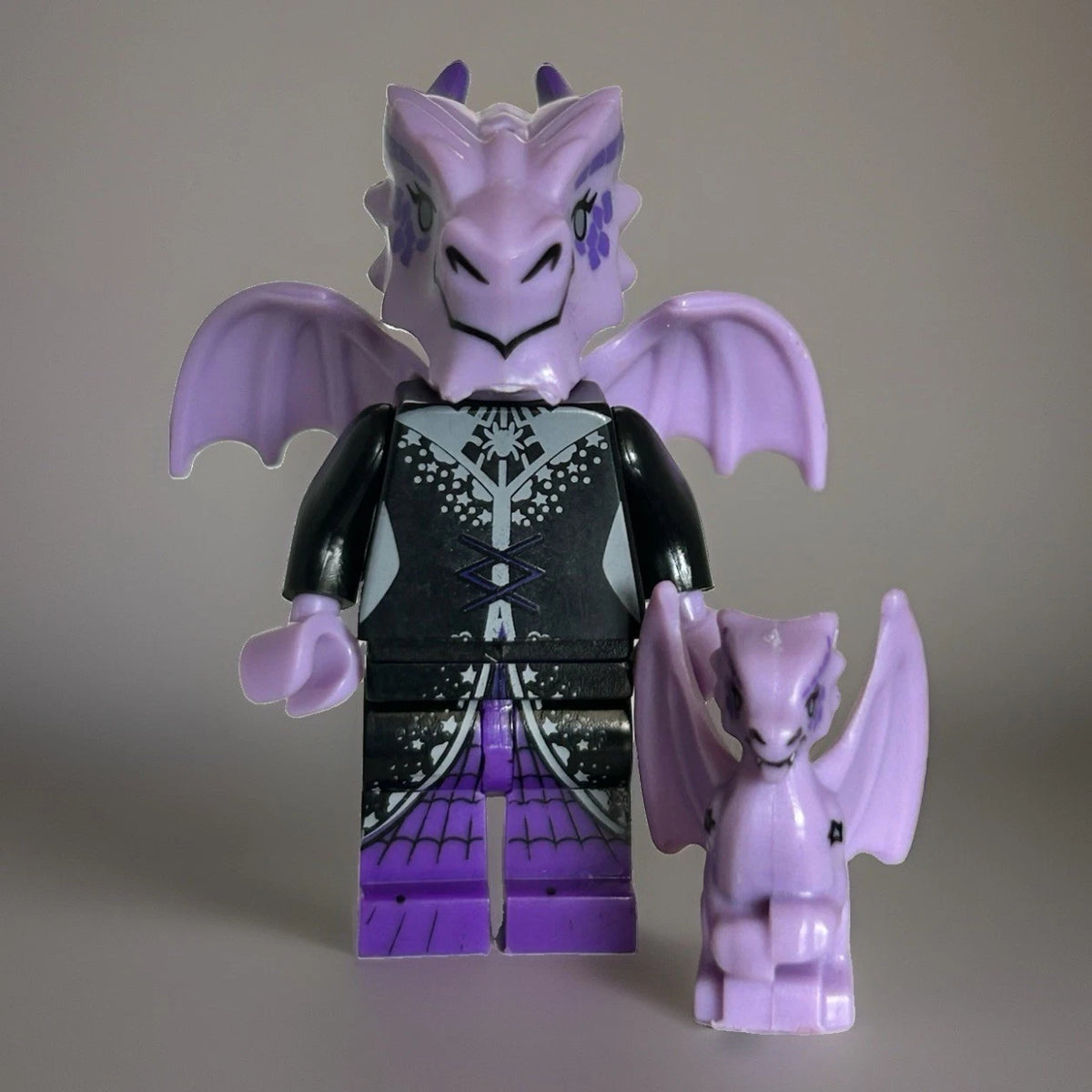 #1318 - Dungeons & Dragons (Purple Dragon)