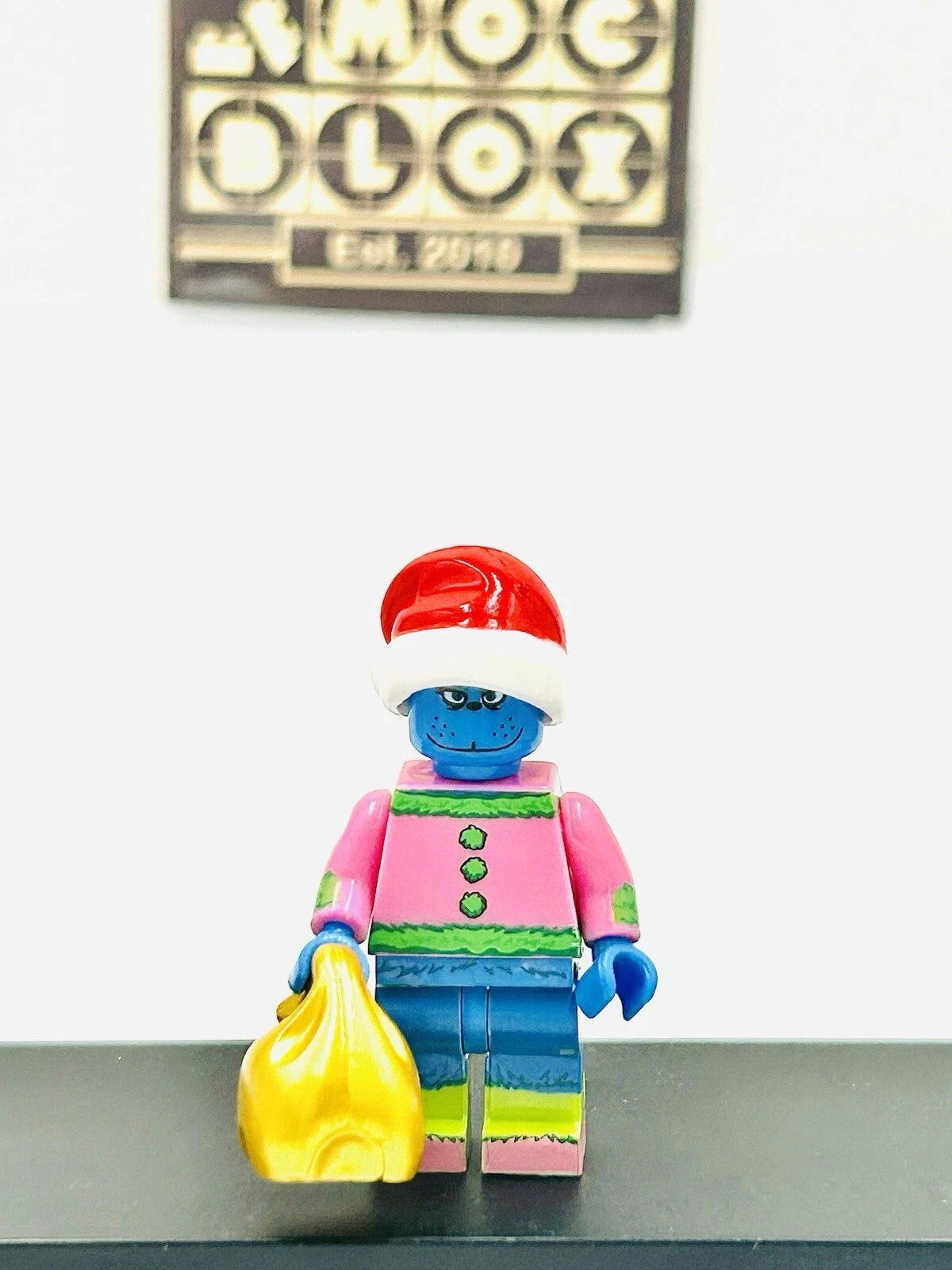 #0944 - The Grinch - Blue Version - (Christmas Tree Suit)